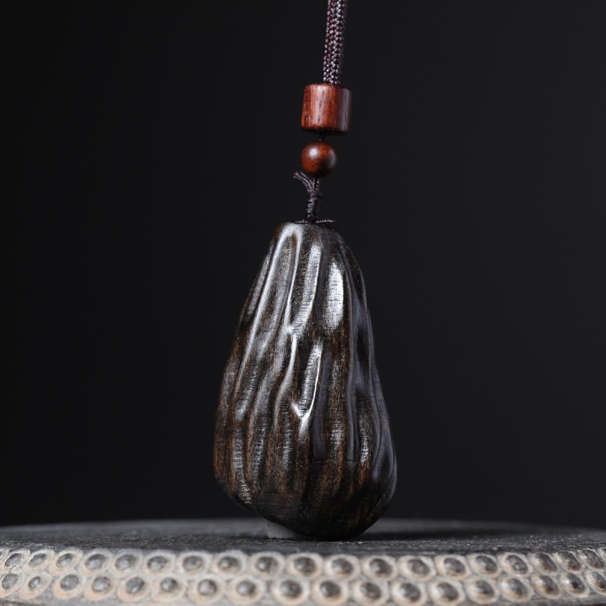 天然黑油老料沉水奇楠沉香项链木雕随型雕刻挂牌吊坠挂件