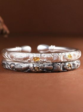 蒙客足银复古做旧牡丹蒜头手镯