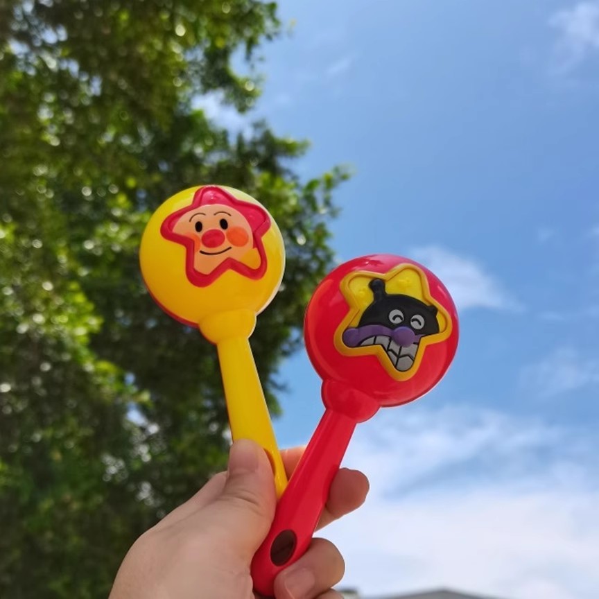 面包沙锤婴儿手摇铃0一1岁到3个月6宝宝超人玩具新生早教抓握训练