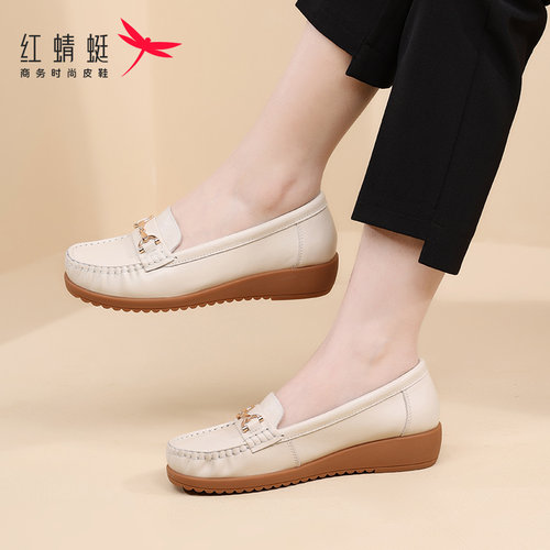 红蜻蜓平底豆豆鞋休闲头层皮单鞋