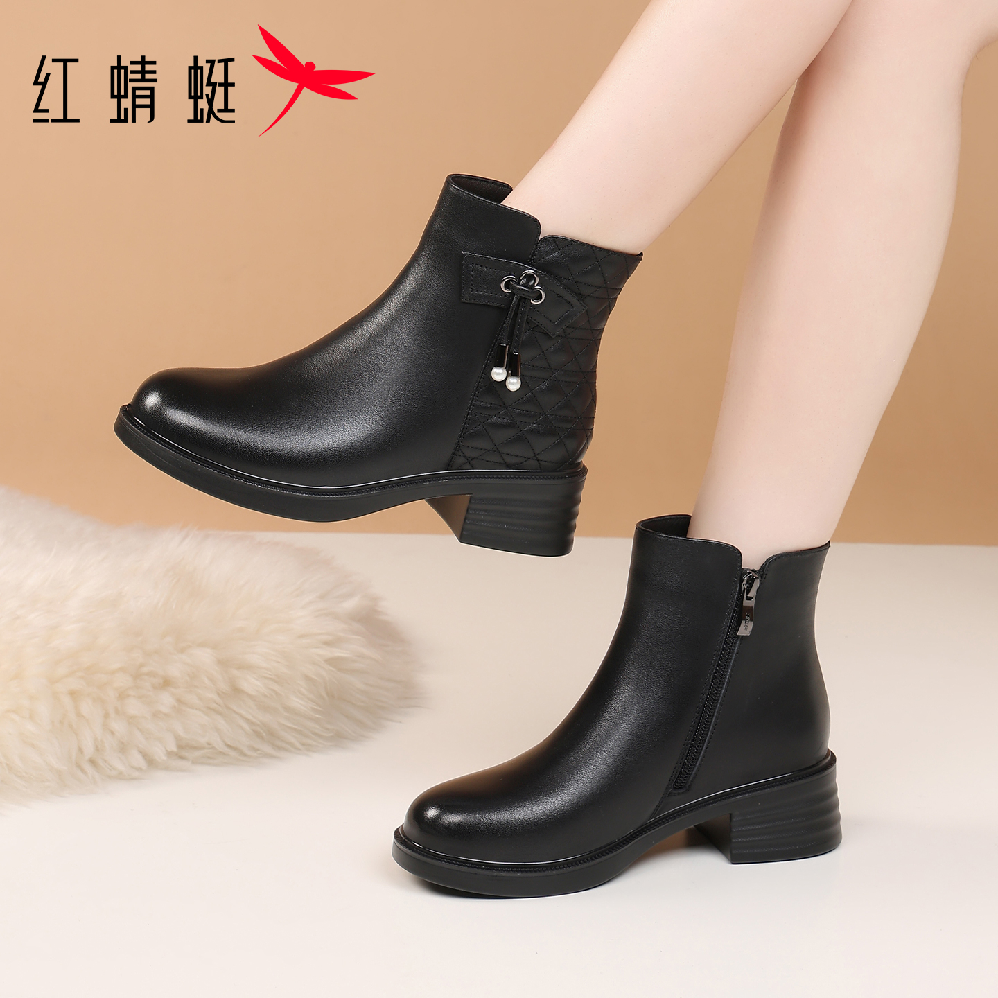红蜻蜓冬季女鞋女士靴子女中筒短靴真皮加绒保暖高帮皮鞋妈妈皮靴