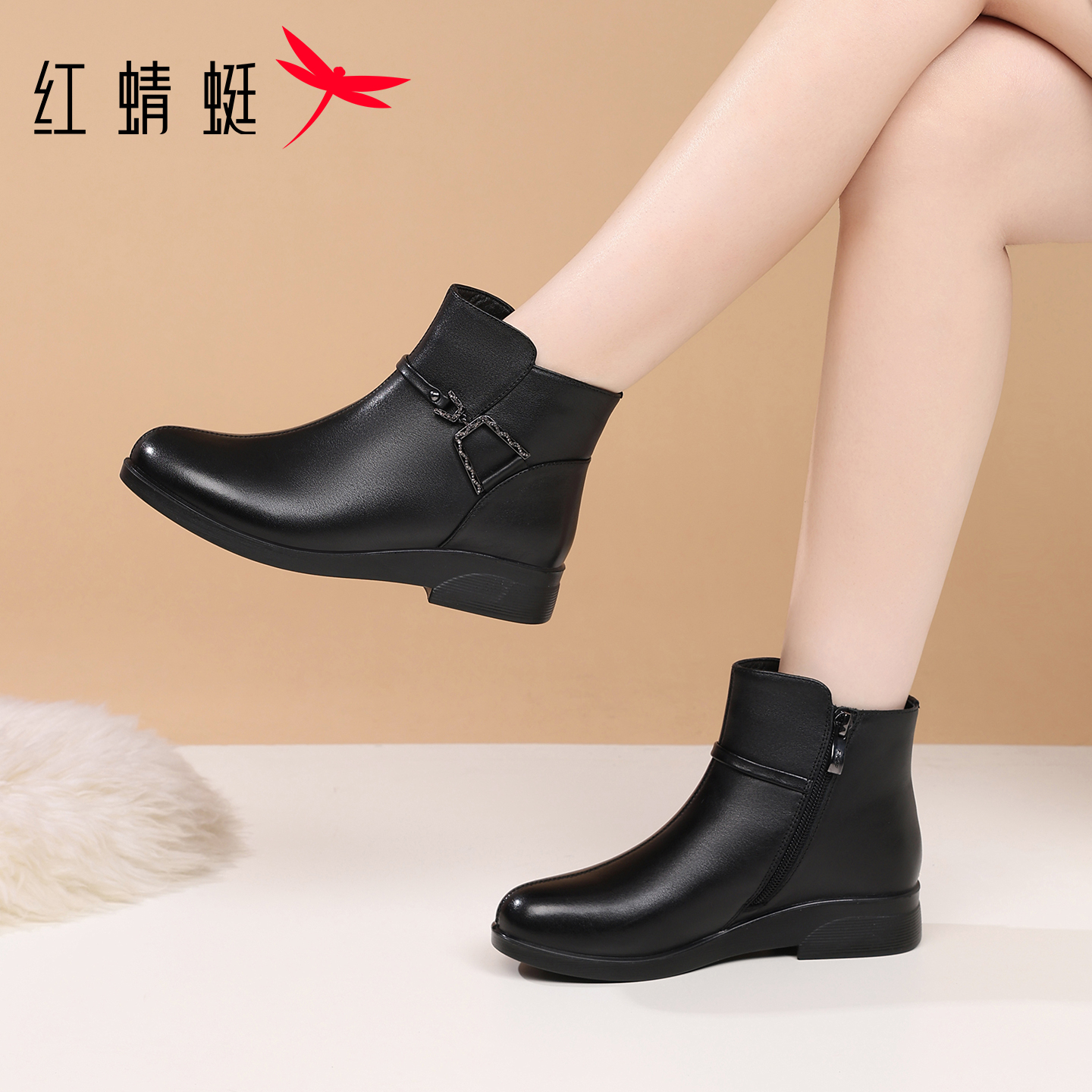 红蜻蜓品牌黑色女士妈妈靴
