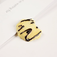 Маленькое печенье с шоколадным соусом