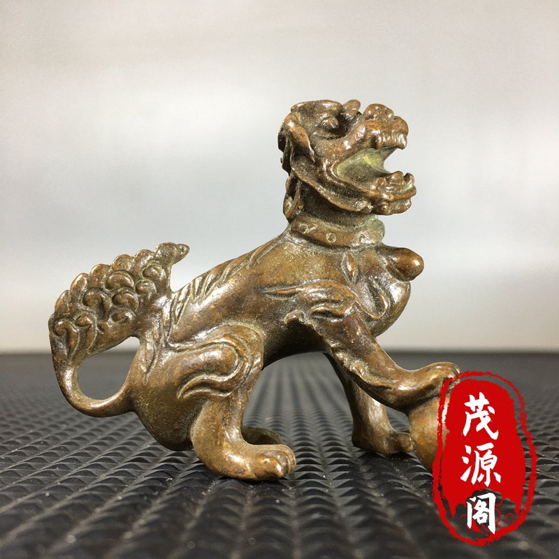 古玩纯铜包浆狮子滚绣球铜狮子摆件镇宅招财风水摆件家居桌面装饰