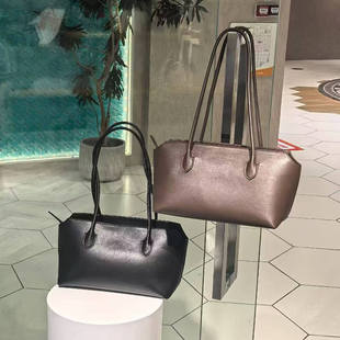 纯色Row系犊牛马鞍皮terrasse长手柄托特包头层牛皮单肩手提包女