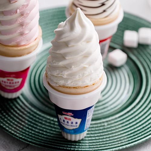 明治meiji蛋筒火炬杯冰淇淋网红牛奶口味甜筒冰激凌雪糕冷饮大头