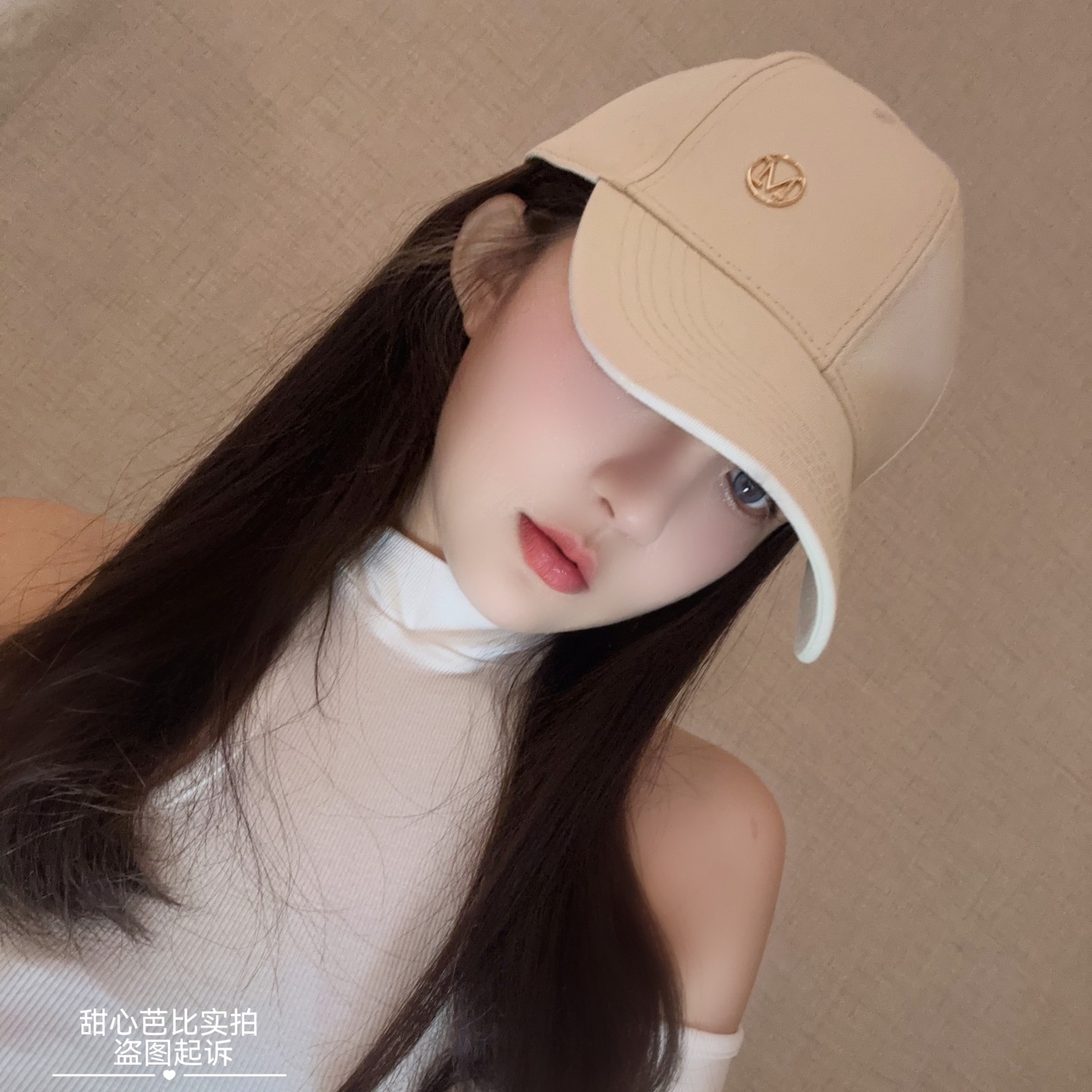 韩国网红新款M标硬顶鸭舌帽女显脸小百搭棒球帽男时尚遮阳帽子女