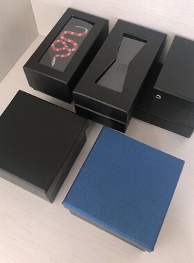 红色包装盒正方形领带