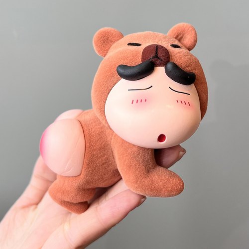 卡皮巴拉蜡笔小新盲盒手办