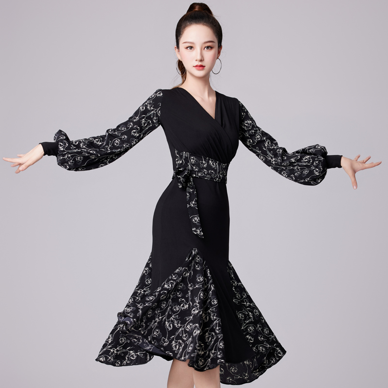 2025新款拉丁舞服连衣裙长袖女成人春秋专业交际舞比赛演出舞蹈服