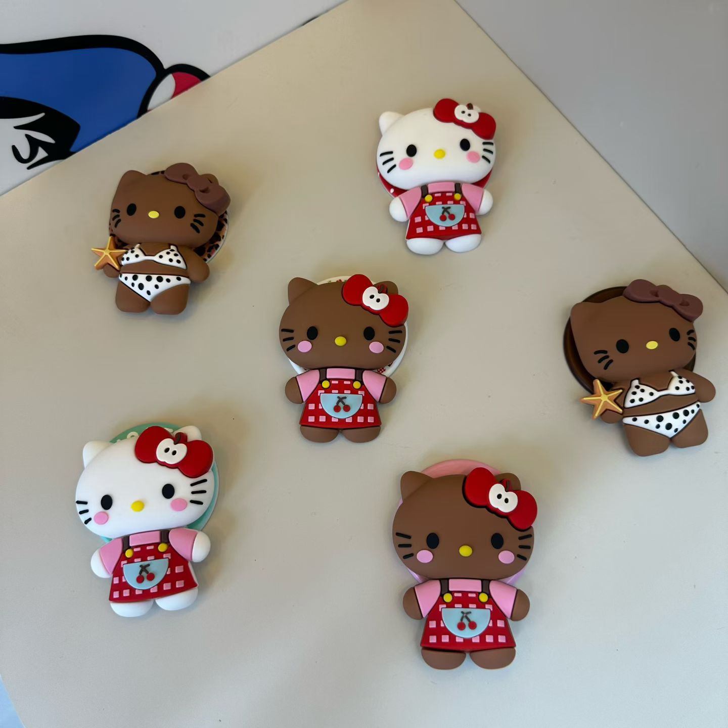 泡泡骚通用-手机气囊支架坐姿kitty磁吸支架可伸缩适配popsockets