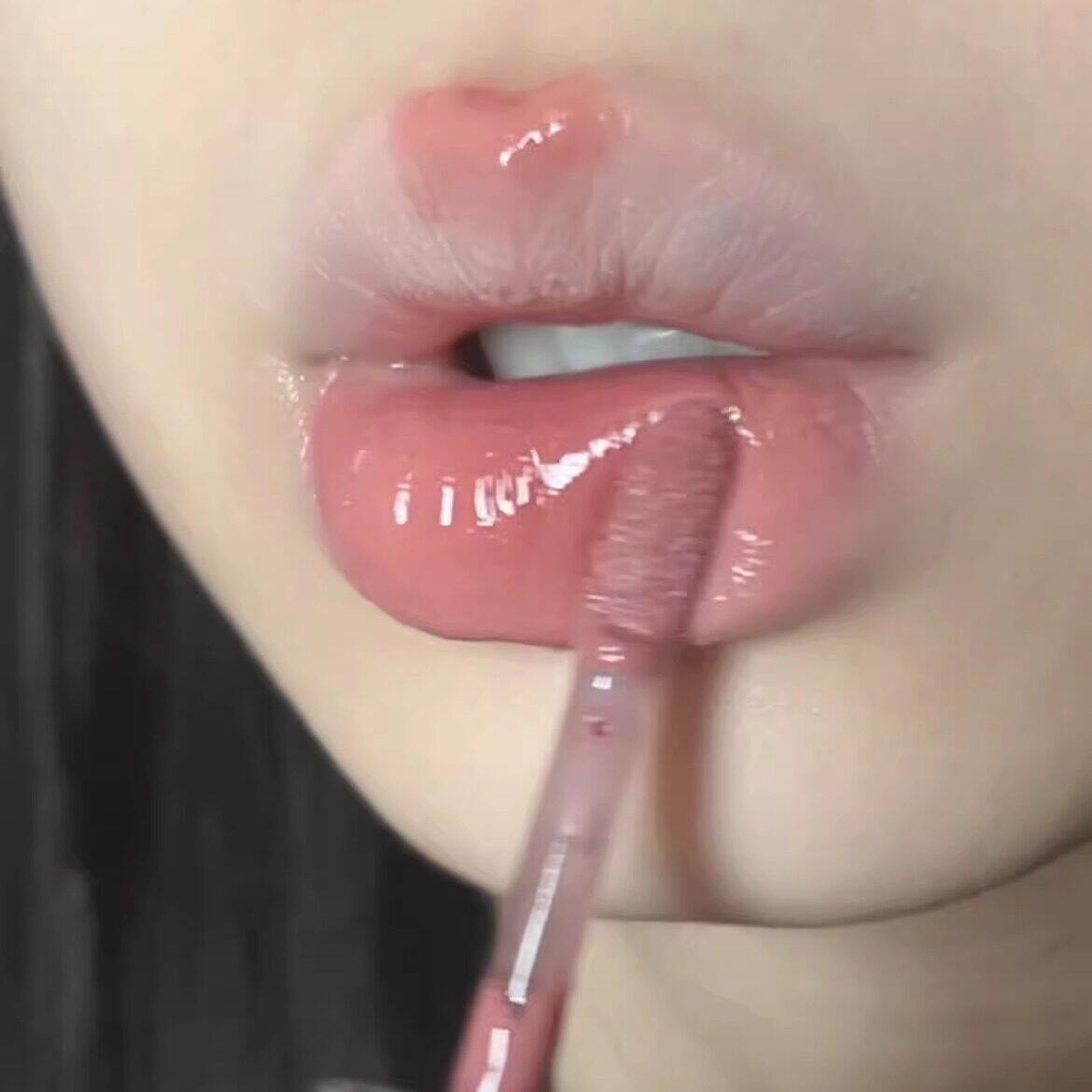 自带口红雨衣！裸色唇漆镜面水光果汁唇釉玻璃唇口红不易沾杯女