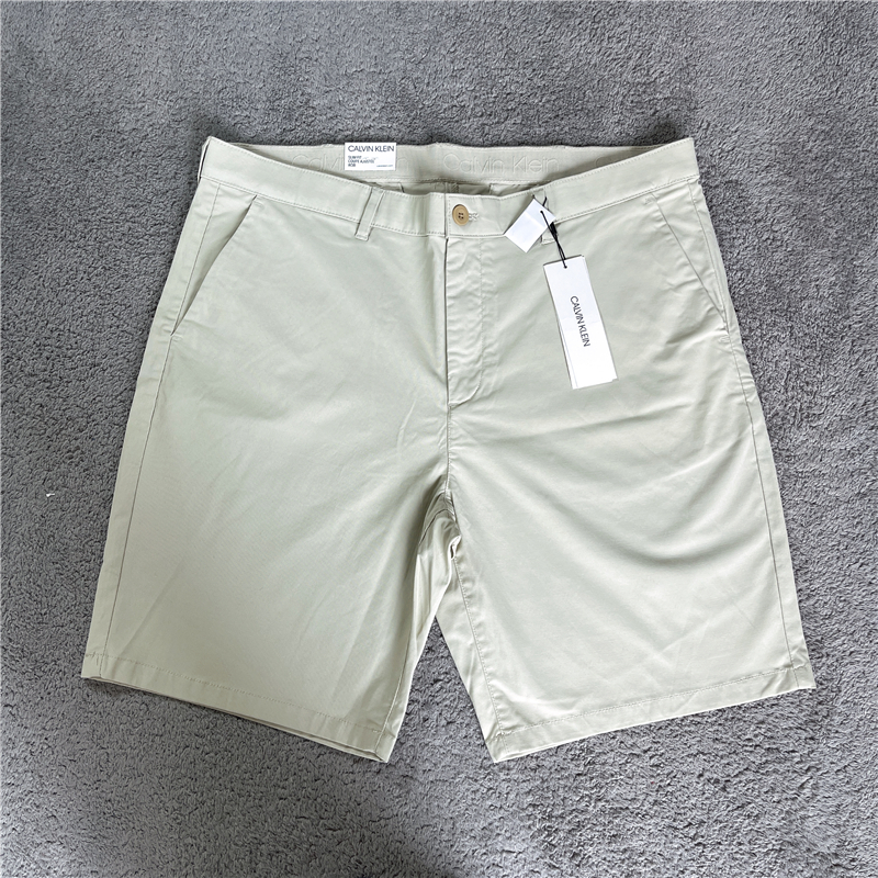 38码CK/Calvin Klein Jeans男士经典款卡其色户外基础百搭短裤子