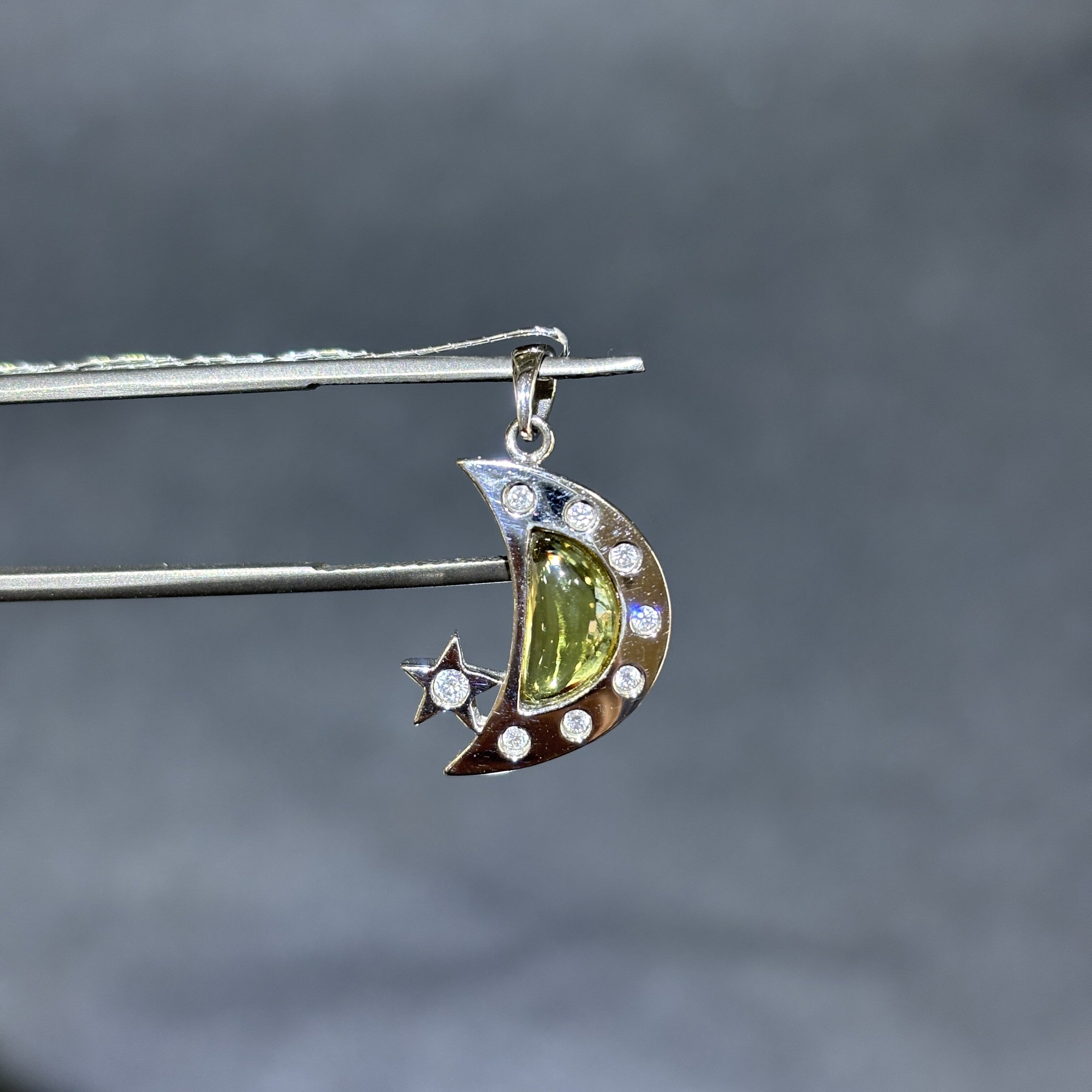 18k金天然黄色蓝宝石项链配锆石极简朋克工业黄蓝宝吊坠月亮星星