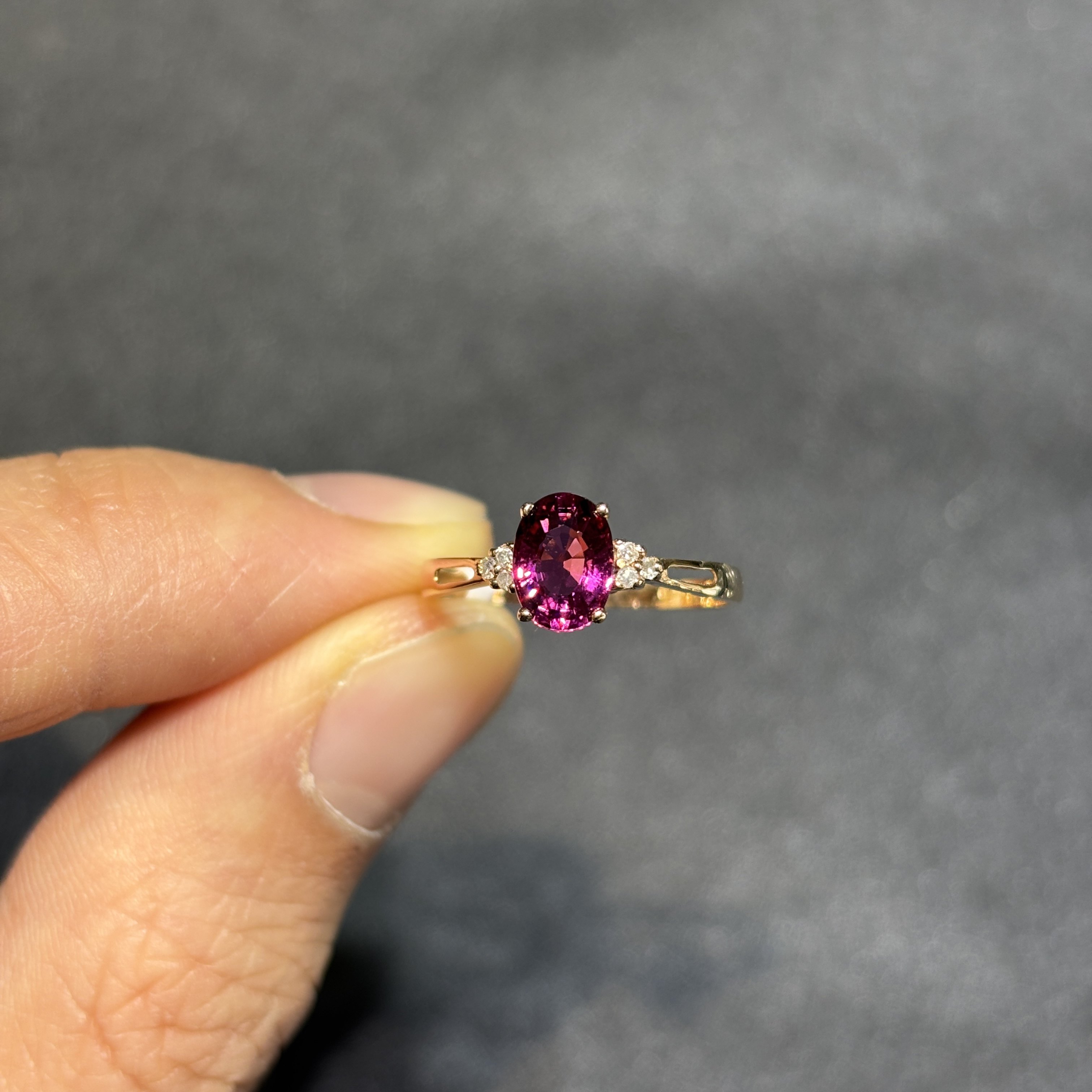 18k玫瑰金卢比莱碧玺戒指红碧玺配钻石简约小清新女戒椭圆形5*7