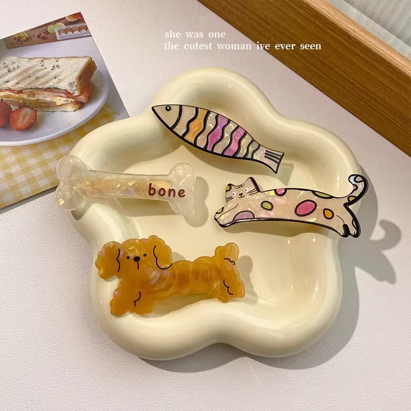 维宗甜美卡通猫狗造型边夹百搭