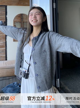 橘子树在哪儿韩系灰色针织开衫女春季款宽松显瘦百搭短款毛衣外套