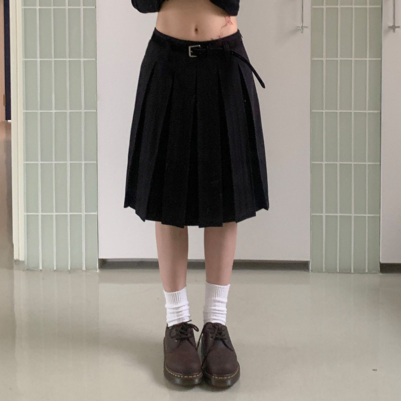 橘子树在哪儿黑色五分半身裙女春夏学院风百搭显瘦气质a字百褶裙