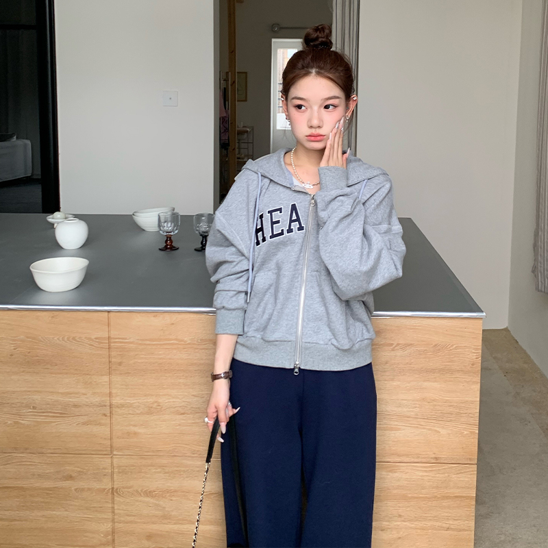 橘子树在哪儿连帽卫衣外套女秋季