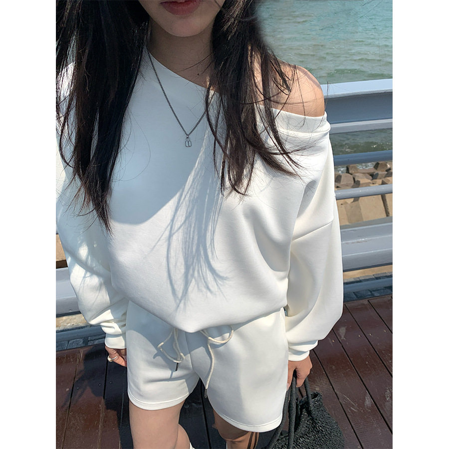 黄峥 韩系新款休闲套装纯色一字领宽松卫衣休闲短裤套装女520669