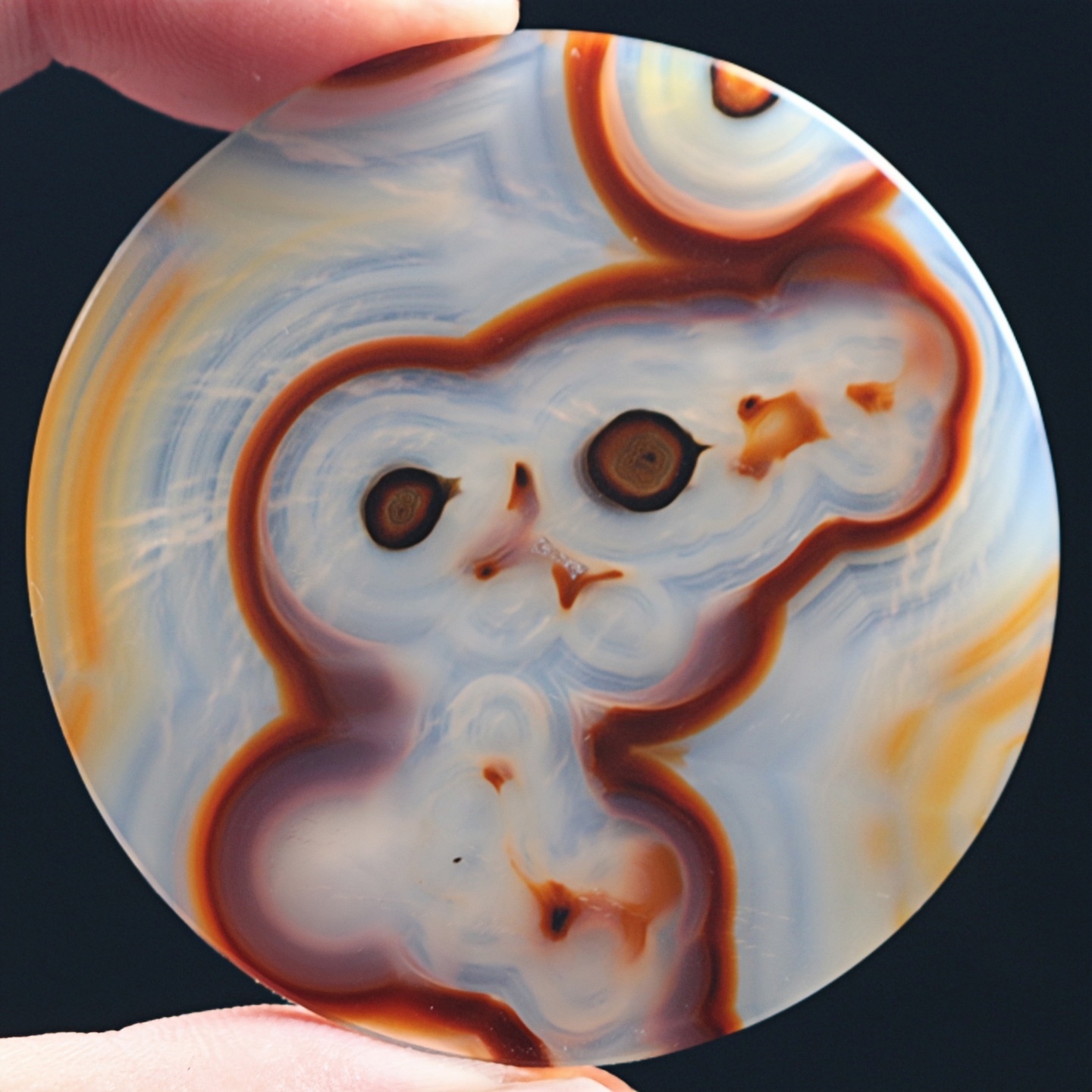 巴西玛瑙图腾象形圆牌吊坠巴玉平安无事牌挂件