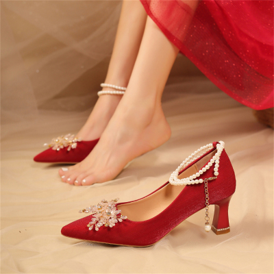 永希女鞋钻尖头秀禾敬酒鞋