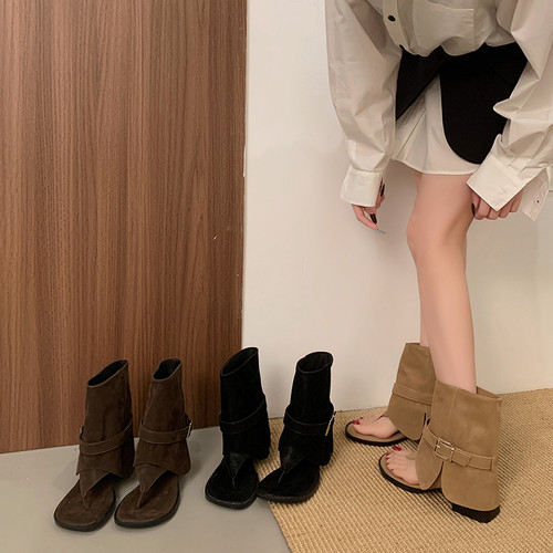 永希女鞋配裙子气质凉鞋