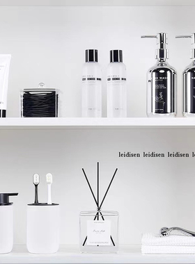 样板房卫浴牙刷杯水乳瓶套装饰品