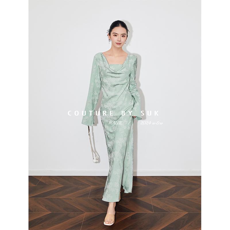 荡领长袖收腰显瘦连衣裙