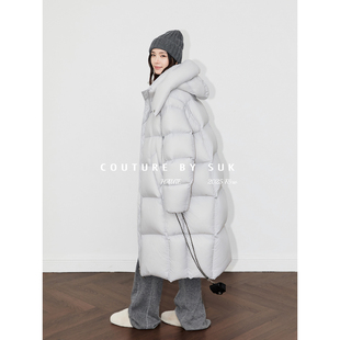 保暖防风宽松廓版 新国标90白鹅绒连帽长款 羽绒服女 冬域战神 SUK