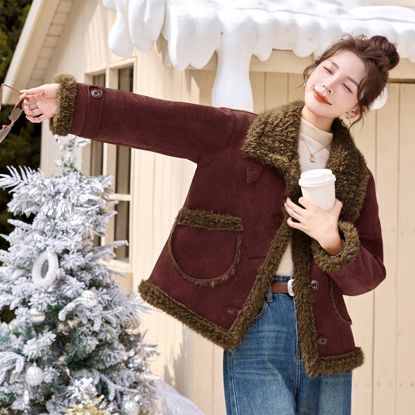 LX2673-12025冬季新加绒厚毛洋毛外套气皮毛一体设计感简约加上衣