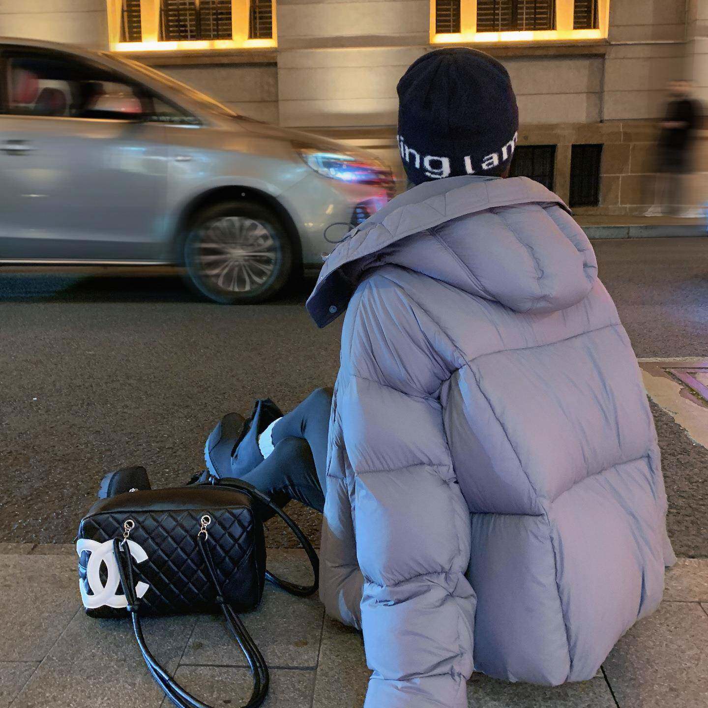 灰色云朵面泡芙90白鸭绒羽绒服短外女冬新套款小子加厚个ZR2D008