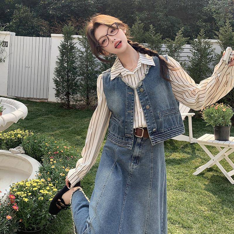 2XZ128-02025春季新款单扣牛仔马甲条纹拼Z色衬衫仔排半身裙三件