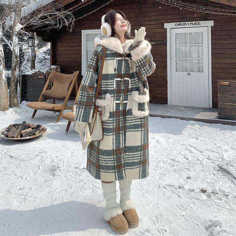 高女级感超好看b260-371格纹圈圈呢大衣5202冬新季款拼接毛绒连帽