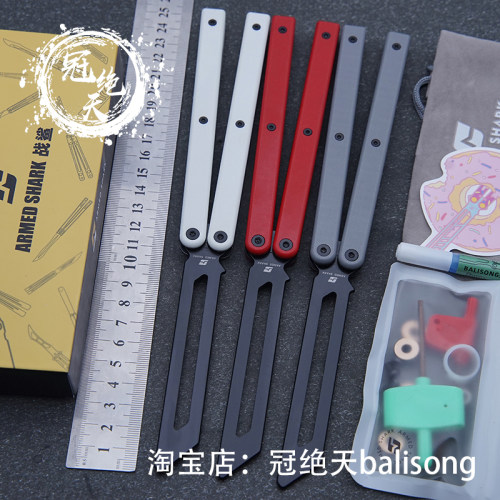 战鲨 百慕大bermuda蝴蝶刀冠绝天花式甩手刀g10贴片钢内衬 不开刃