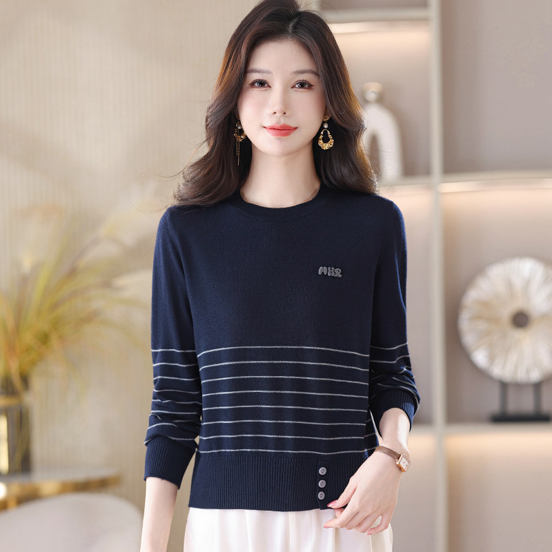 正品羊毛衫女春秋线衣品牌打底衫