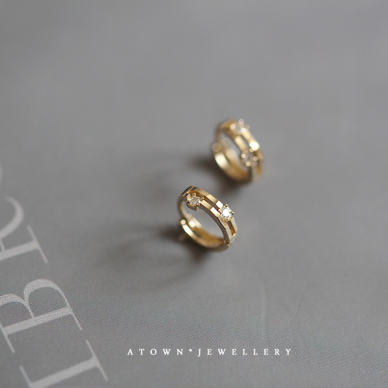 无可厚非链条感925镀14k金小耳圈