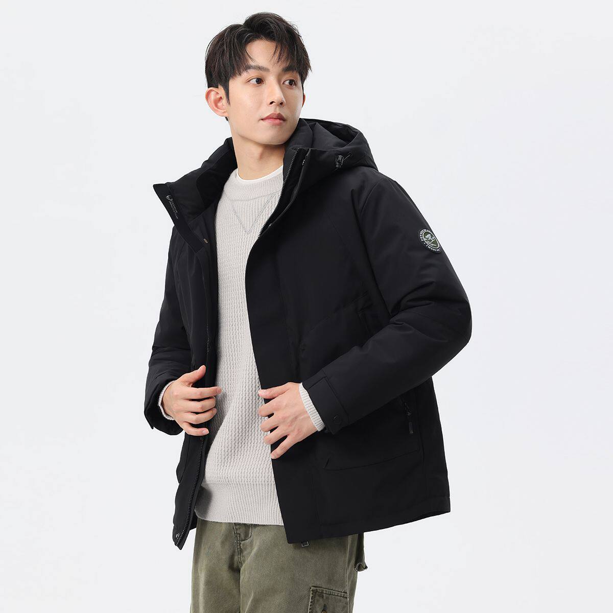 90白鸭绒高级感连帽羽绒服男2024冬季新款加厚保暖夹克外套