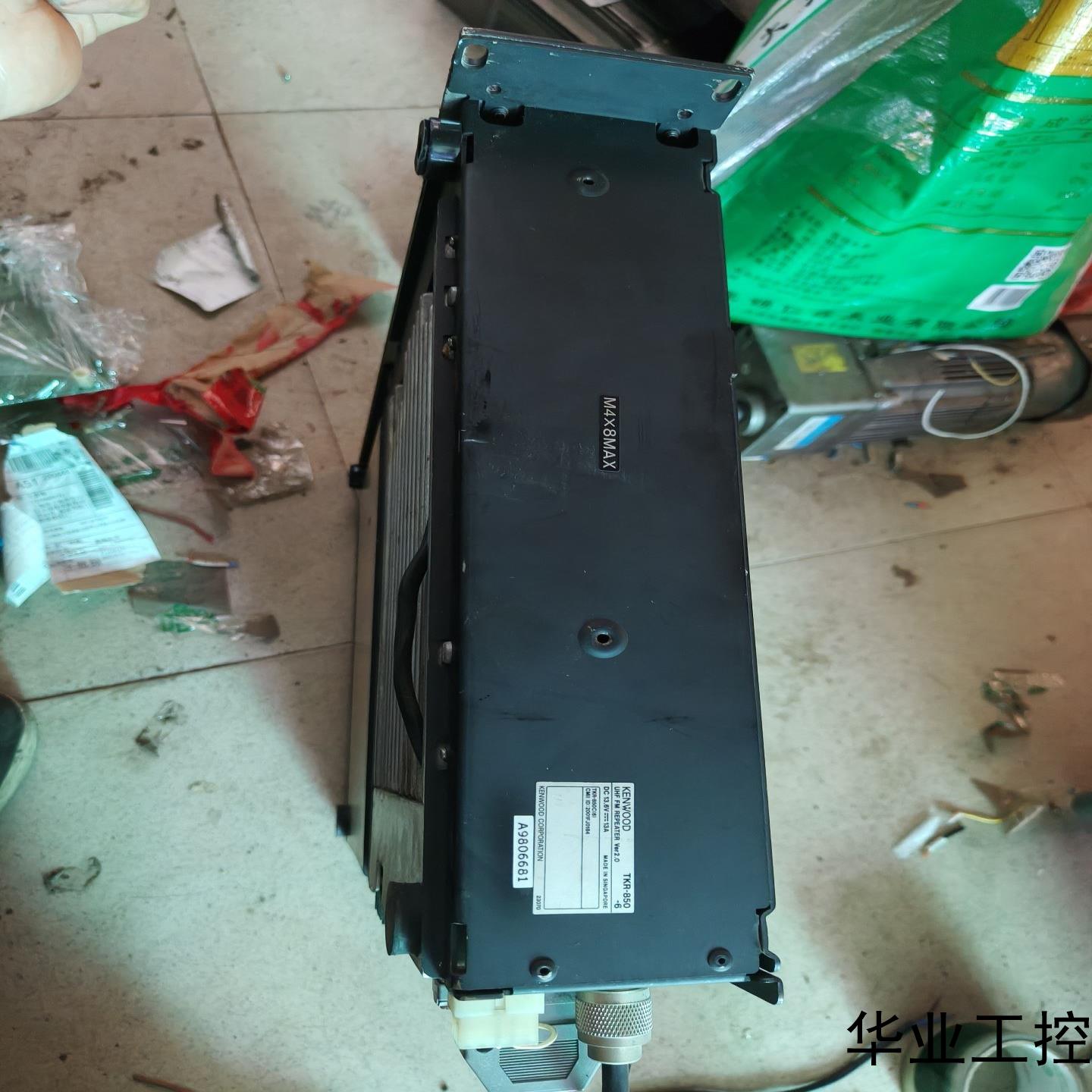 Kenwood TKR-850 UHF FM中继台新加坡原议价商品