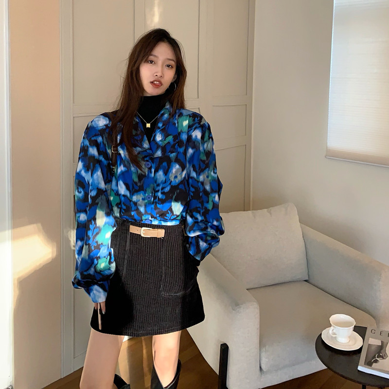 Real price temperament design sense shoulder pad tie dye shirt + high waist Corduroy Skirt belt