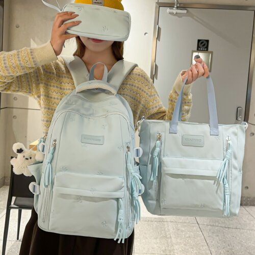 高颜值女学生大容量轻便双肩书包