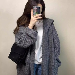 灰色中长款连帽毛衣外套女秋冬季韩系气质宽松慵懒松弛感针织开衫
