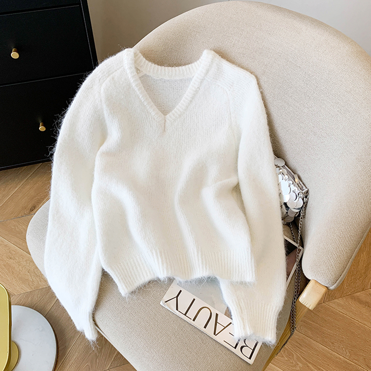 超好看蓝色V领长袖套头毛衣女