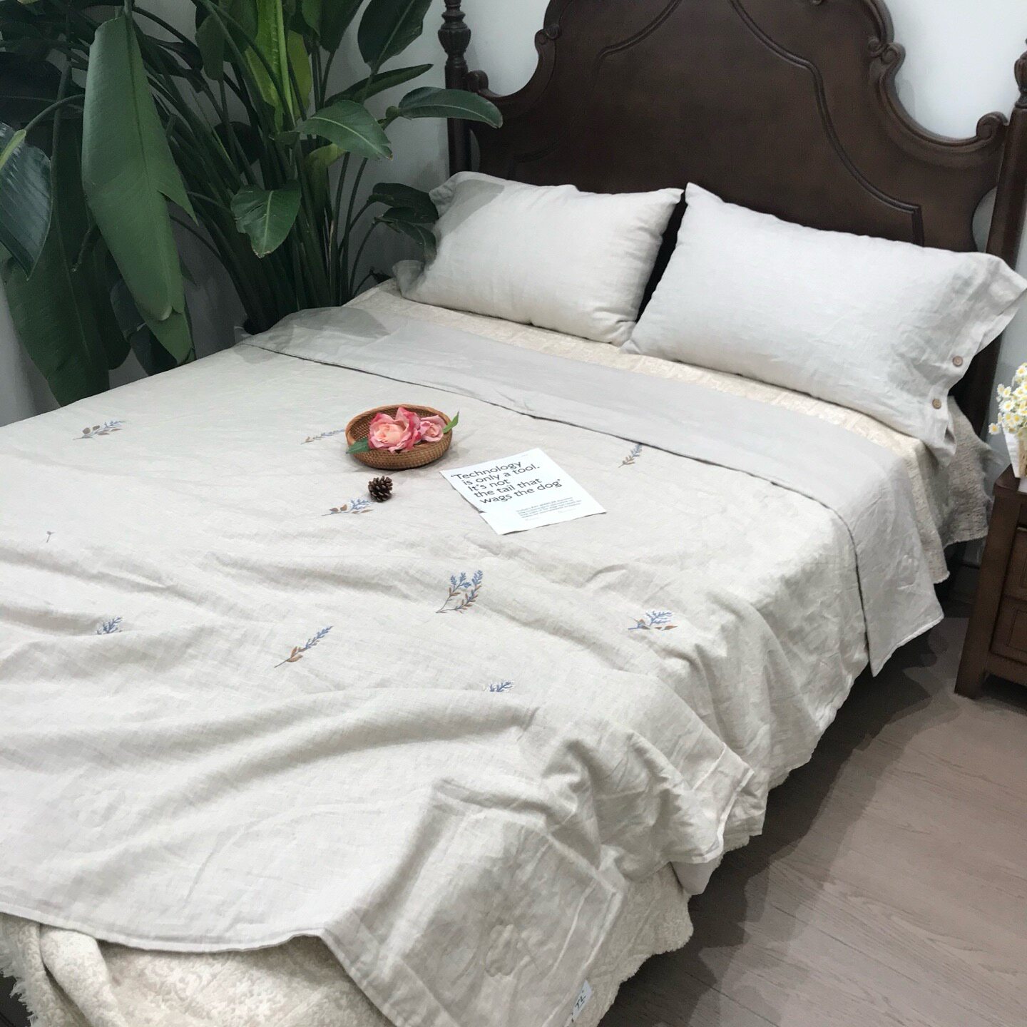 A类汉麻刺绣凉感抗菌防螨夏被