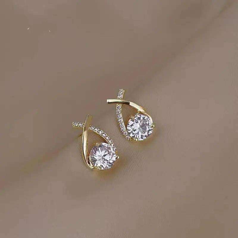 铜合金耳饰 气质网红轻奢时尚合金鱼尾耳钉女新款饰品时尚高级,饰品/流行首饰/时尚饰品新,耳钉,淘宝优惠券,粉丝福利购,淘宝优惠卷