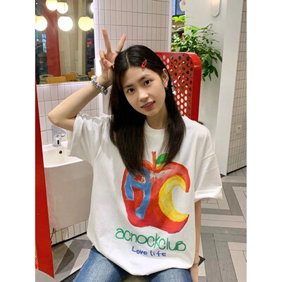 潮牌抽象复古苹果字母短袖T恤男女夏潮流宽松中性风苹果衣服图案