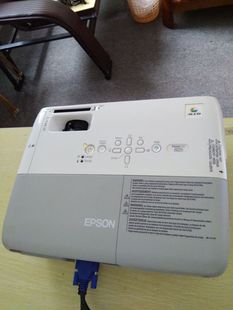二手爱普生EB-825投影机仪3000流明家用高清教学带WIFI功能清仓