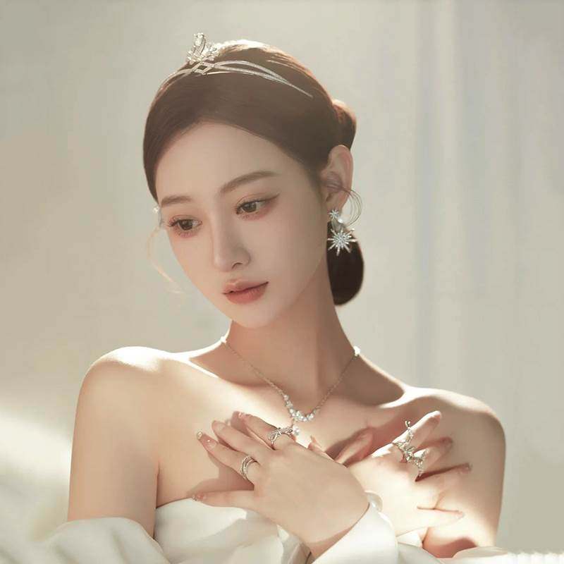 娘合金水皇冠头新日韩型精致款饰小巧婚纱发饰高级钻简约造礼服