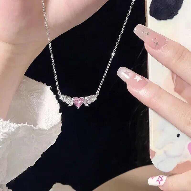 天使羽翼项链女轻奢小众设计高级感甜美粉色爱心翅膀锁骨链送女友图片