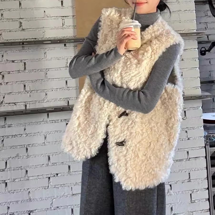 专柜大牌撤回尾单捡漏外贸高端超好看羔毛马甲女皮毛一体马夹外套